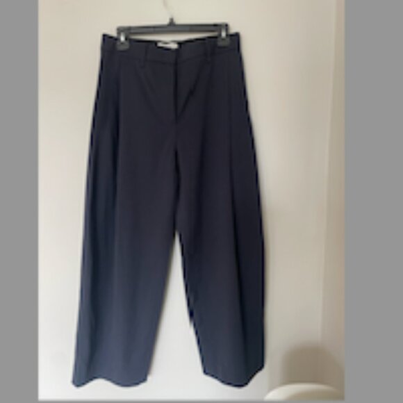COS Navy Barrel Leg Cropped Pants, US Size 6 - Picture 1 of 4